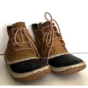 Sorel Sz 7 Out N About Waterptoof Leather PVC Tie Boot Tan Leather PVC bottom